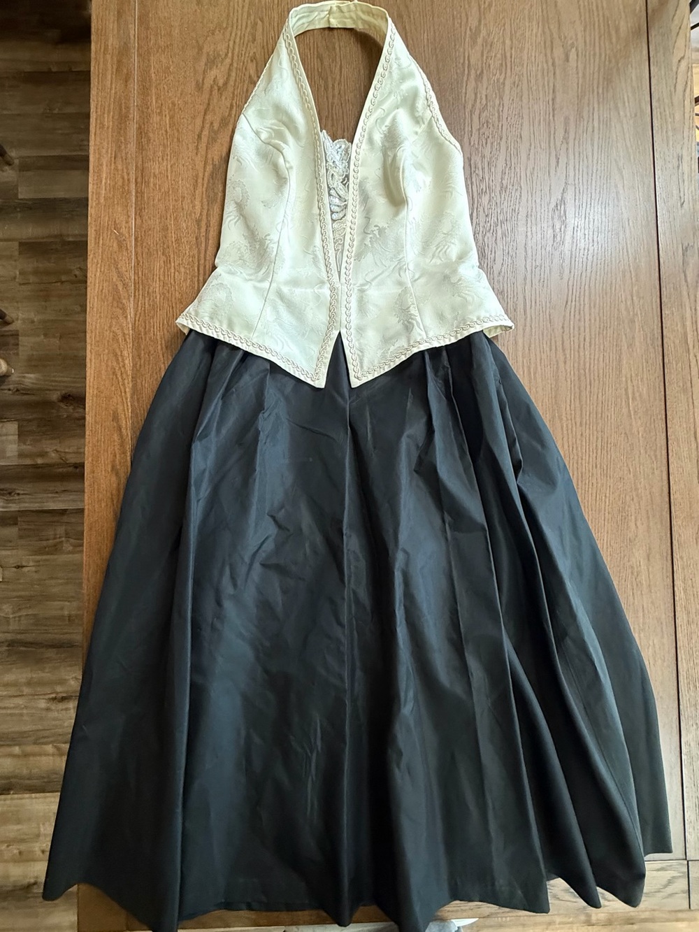 Vintage 80s Cachet by Bari Protas Ivory and Black Halter Cocktail Dress